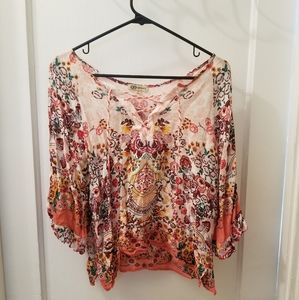Floral v-neck long sleeve blouse